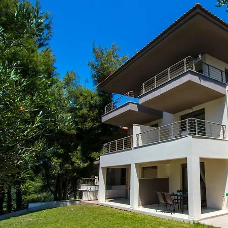 Akrogiali Maisonettes, Posidi